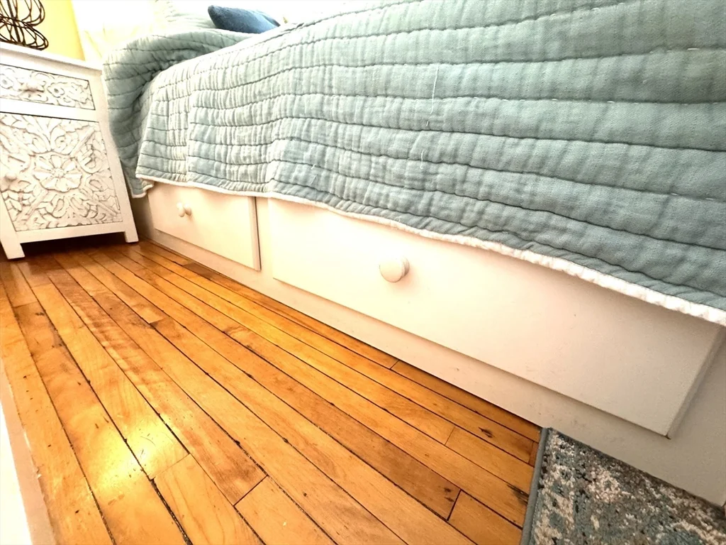 2 bed, 1 bath apartment for rent at 36 Wallis St Unit 2, Beverly — photo 12 of 24