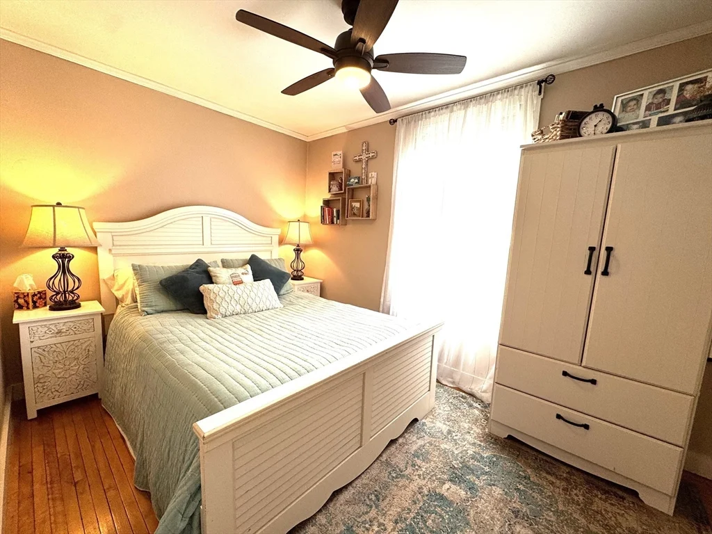 2 bed, 1 bath apartment for rent at 36 Wallis St Unit 2, Beverly — photo 11 of 24