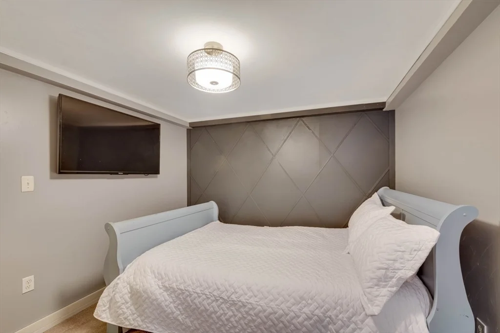 4 bed, 2 bath apartment for rent at 36 Wentworth St, Endicott — photo 11 of 22