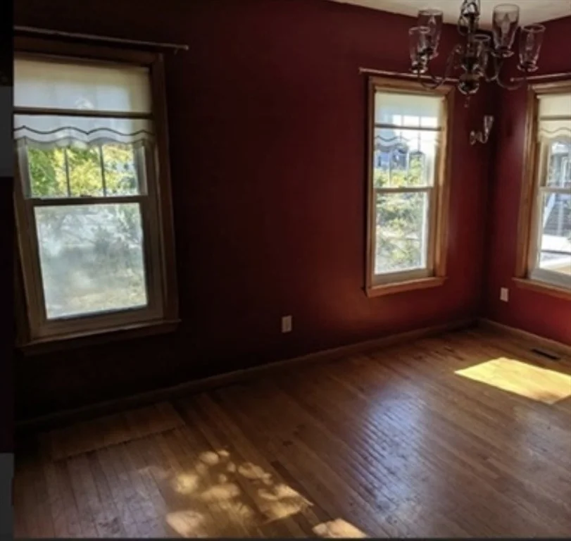 2 bed, 1 bath apartment for rent at 36 West St Unit 1, West End — photo 4 of 18