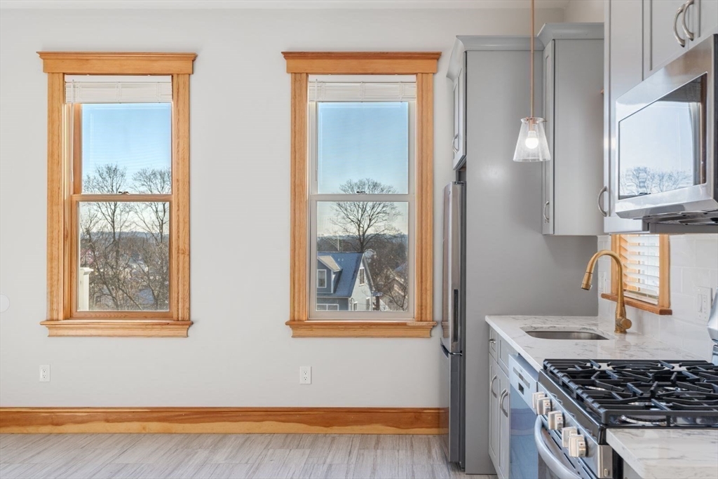 1 bed, 1 bath apartment for rent at 36 Westmoreland St Unit B, Dorchester — photo 8 of 21