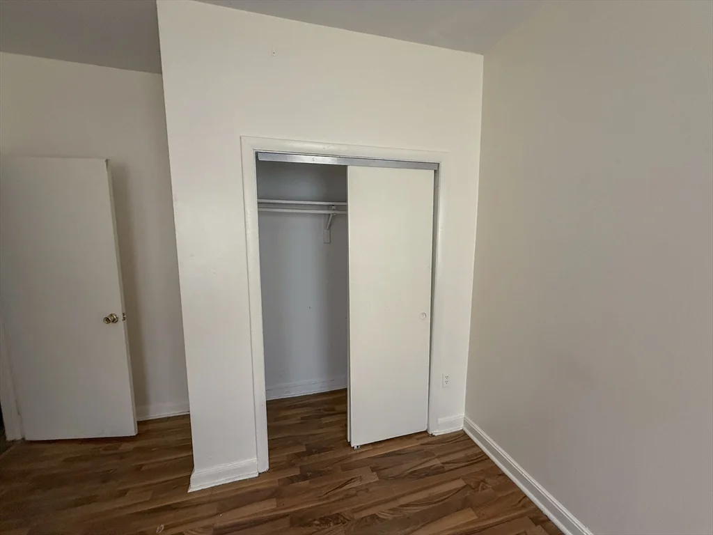 3 bed, 1 bath apartment for rent at 36 Wildwood Unit 1, Dorchester — photo 7 of 10