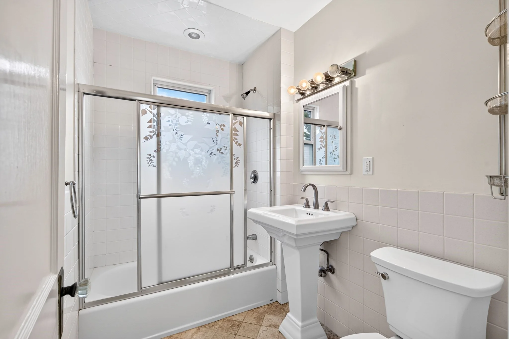 3 bed, 1 bath apartment for rent at 36 Wilson Ave Unit 2, Belmont — photo 23 of 30