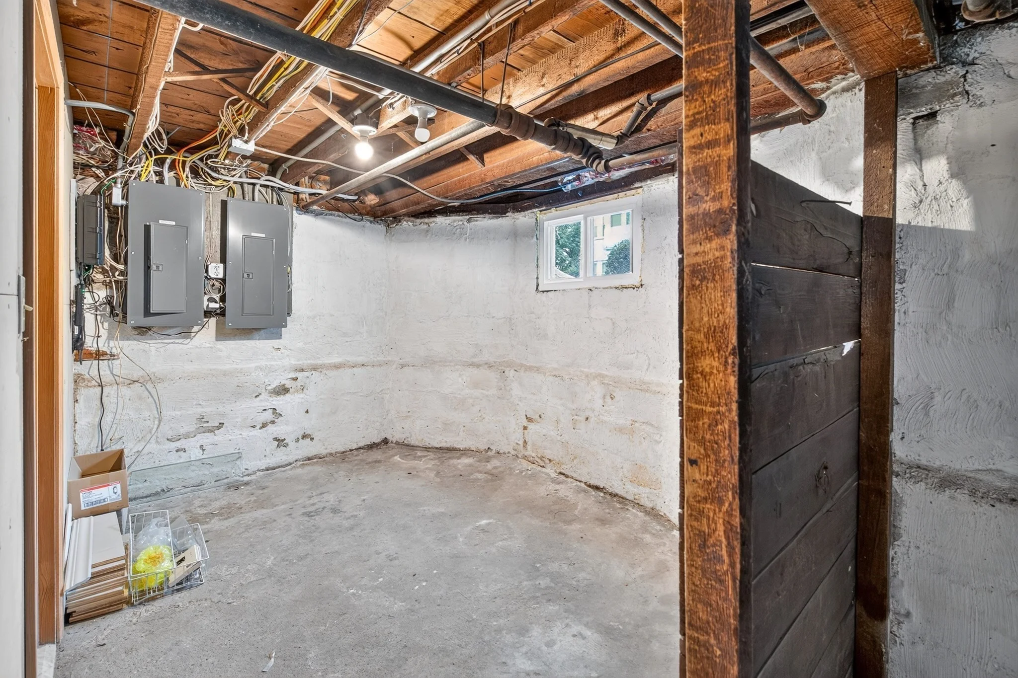 3 bed, 1 bath apartment for rent at 36 Wilson Ave Unit 2, Belmont — photo 28 of 30