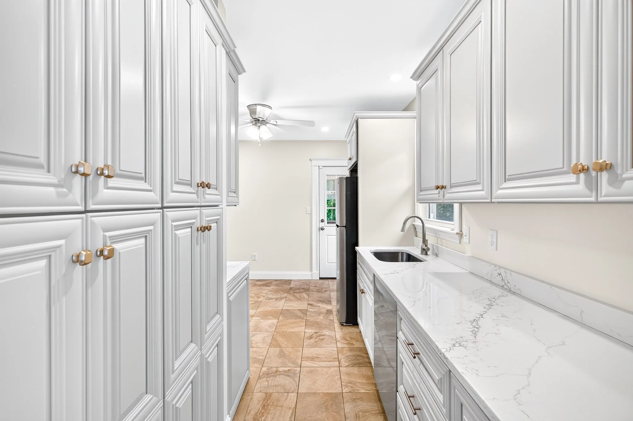 3 bed, 1 bath apartment for rent at 36 Wilson Ave Unit 2, Belmont — photo 13 of 30