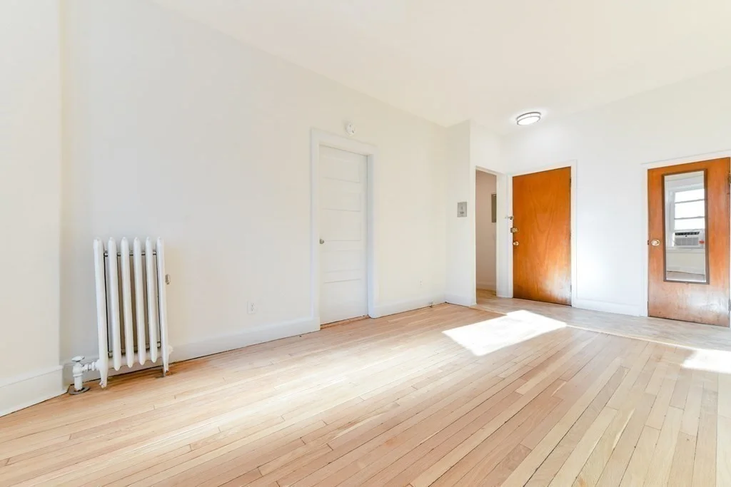 1 bed, 1 bath apartment for rent at 36 Winchester St Unit 2, Coolidge Corner — photo 3 of 14