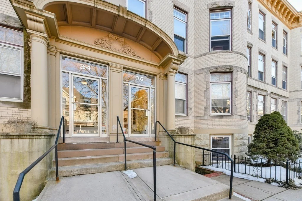 1 bed, 1 bath apartment for rent at 36 Winchester St Unit 2, Coolidge Corner — photo 11 of 14