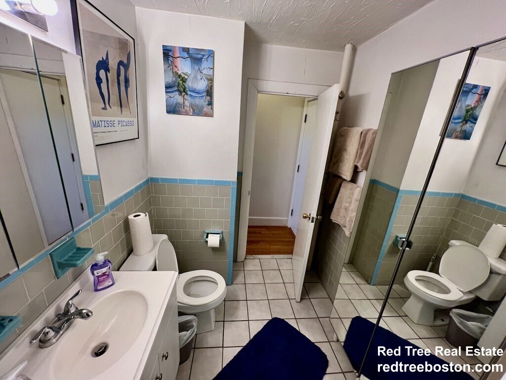 2 bed, 1 bath apartment for rent at 36 Winchester St Unit 7, Coolidge Corner — photo 8 of 12