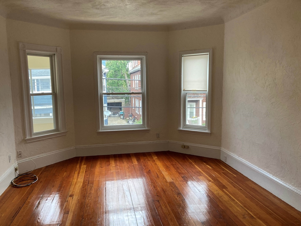 2 bed, 1 bath apartment for rent at 36 Windsor Rd Unit 2, Davis Square — photo 6 of 26