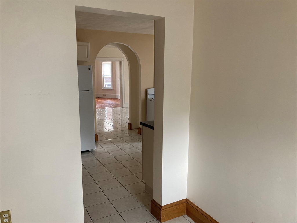 2 bed, 1 bath apartment for rent at 36 Windsor Rd Unit 2, Davis Square — photo 1 of 26