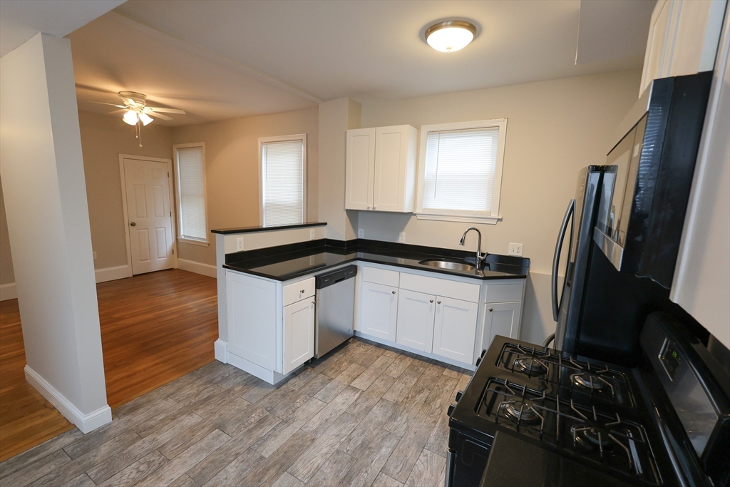 3 bed, 1 bath apartment for rent at 36 Winthrop St Unit 2, Everett — photo 1 of 13