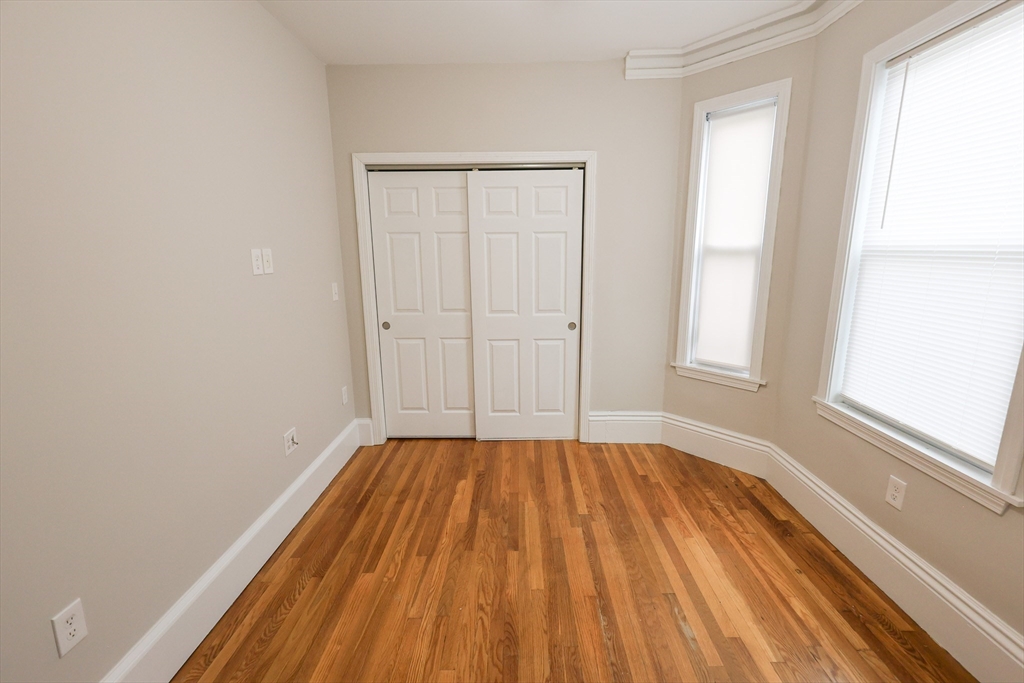 3 bed, 1 bath apartment for rent at 36 Winthrop St Unit 2, Everett — photo 11 of 13