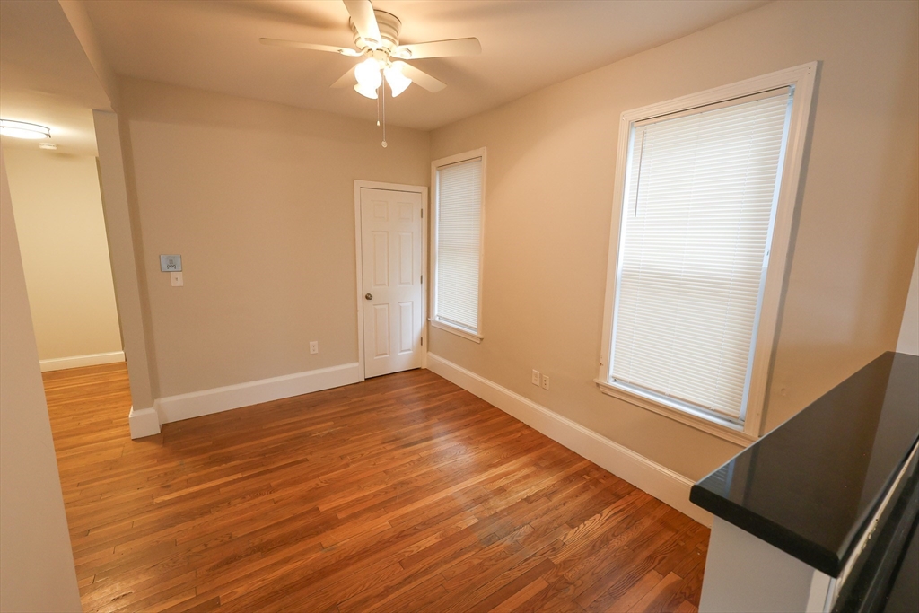 3 bed, 1 bath apartment for rent at 36 Winthrop St Unit 2, Everett — photo 3 of 13