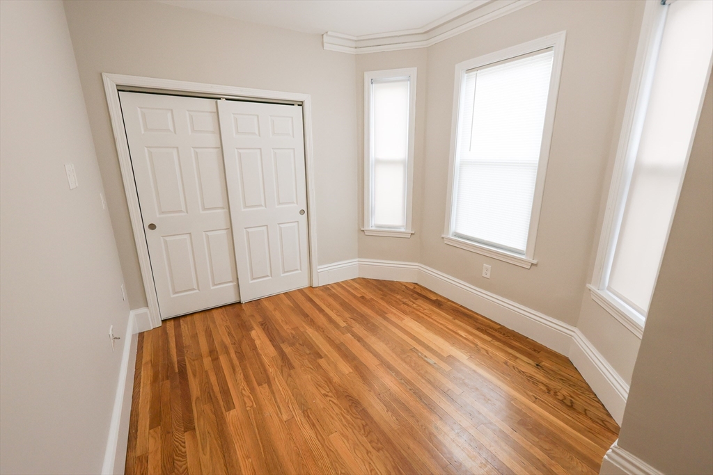 3 bed, 1 bath apartment for rent at 36 Winthrop St Unit 2, Everett — photo 8 of 13