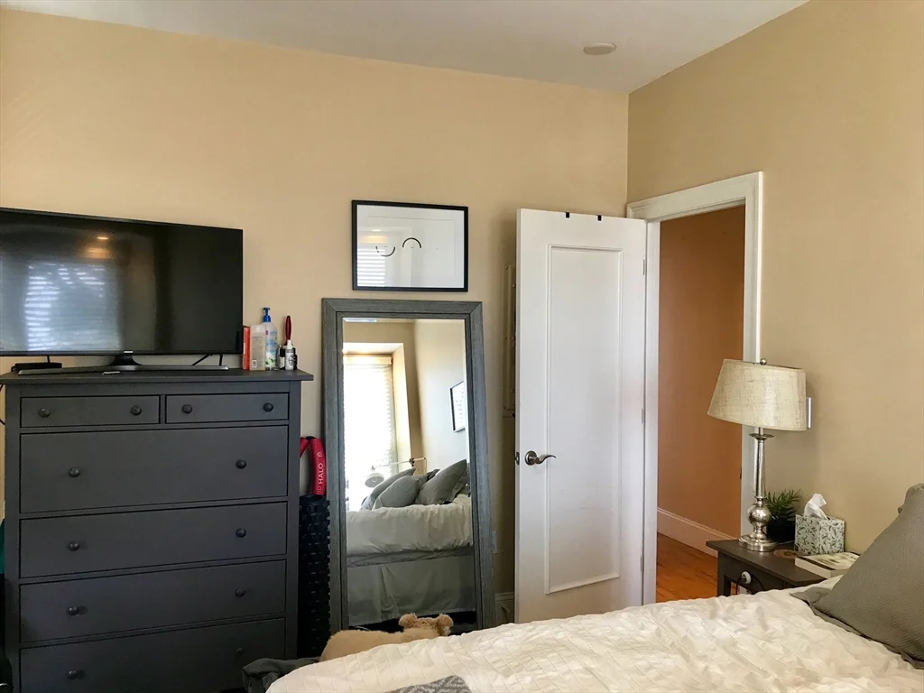 2 bed, 1 bath apartment for rent at 360-362 Dorchester St Unit 3, South Boston — photo 27 of 38