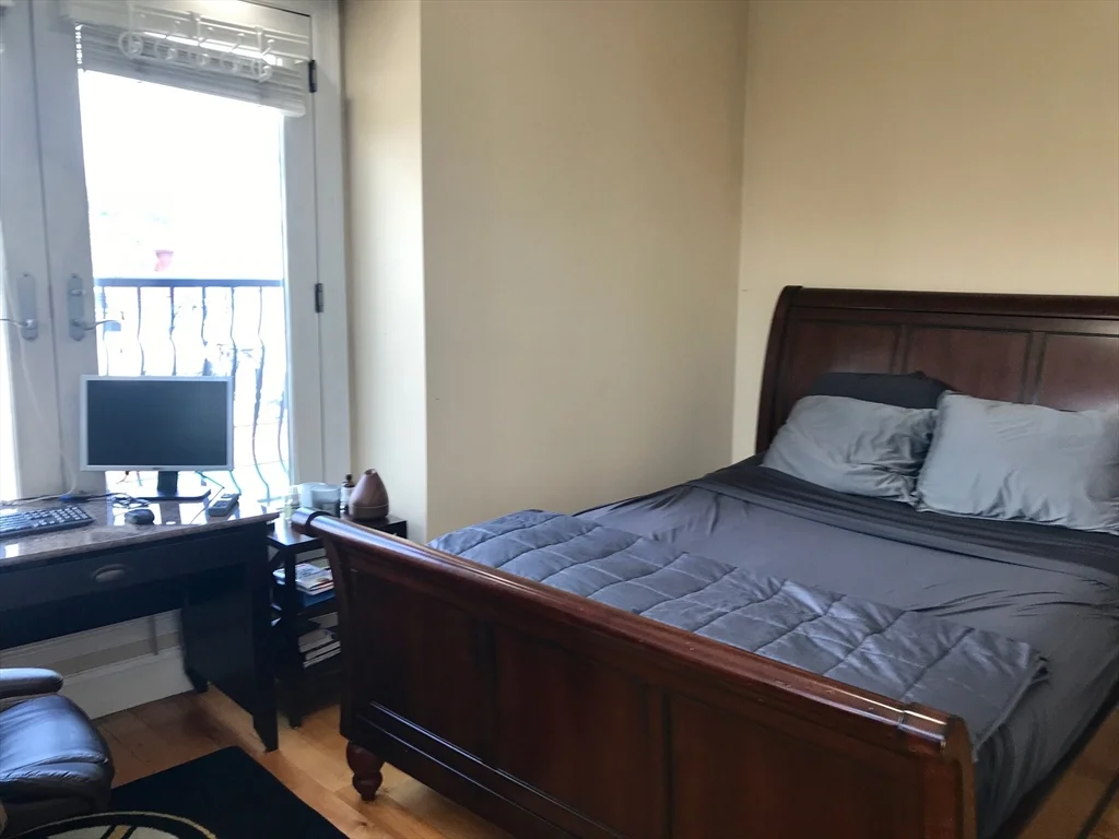 2 bed, 1 bath apartment for rent at 360-362 Dorchester St Unit 3, South Boston — photo 33 of 38