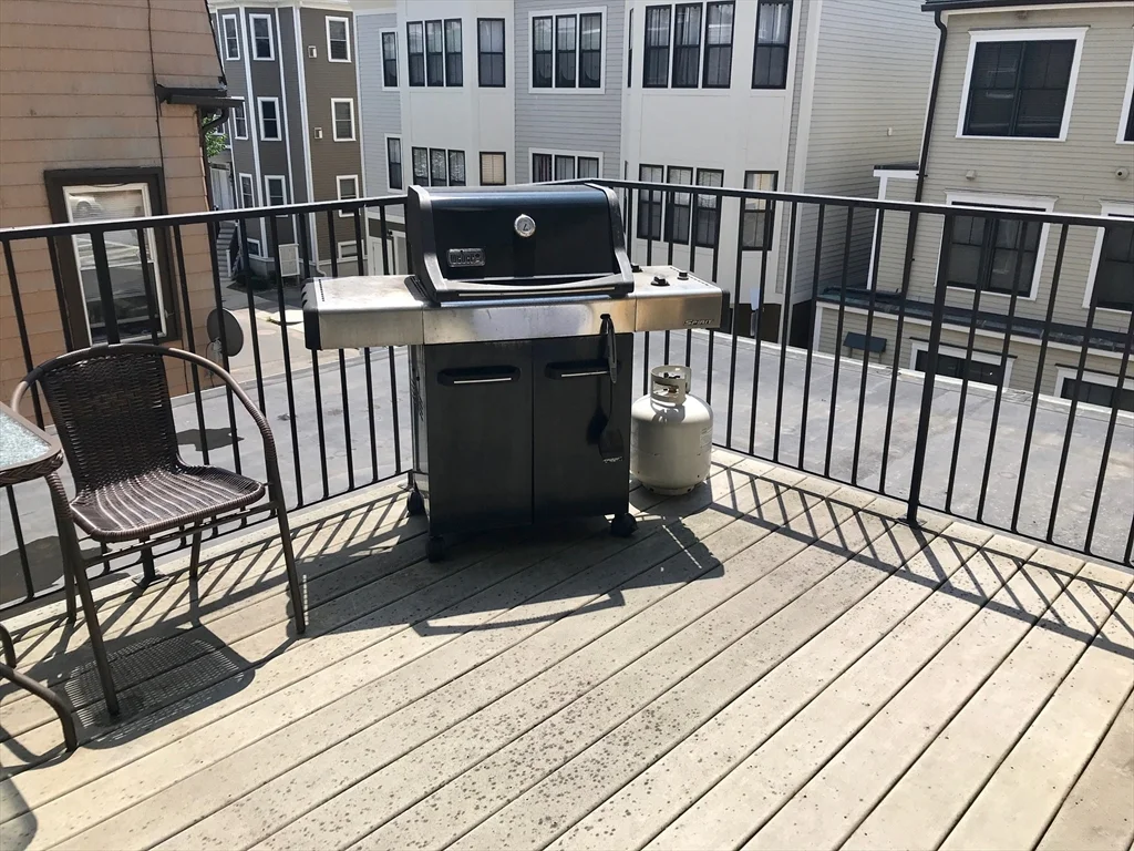 2 bed, 1 bath apartment for rent at 360-362 Dorchester St Unit 3, South Boston — photo 15 of 38