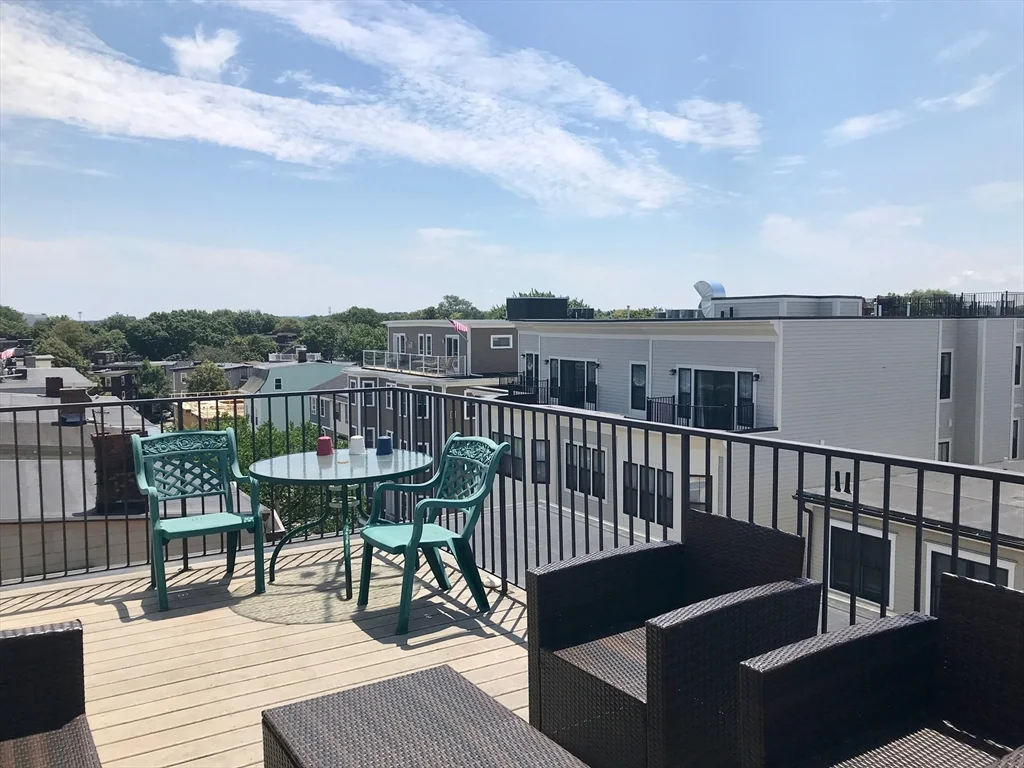 2 bed, 1 bath apartment for rent at 360-362 Dorchester St Unit 3, South Boston — photo 23 of 38