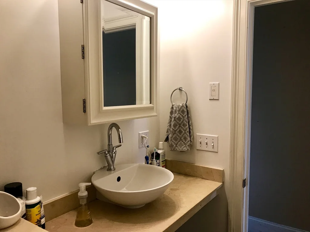 2 bed, 1 bath apartment for rent at 360-362 Dorchester St Unit 3, South Boston — photo 31 of 38