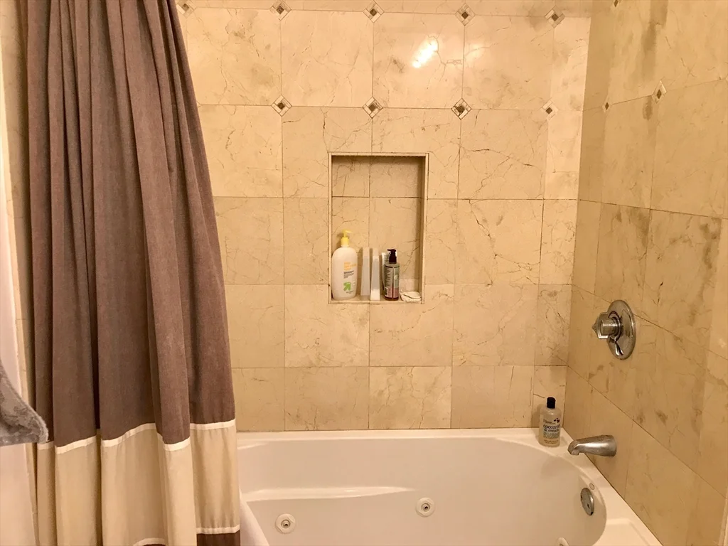 2 bed, 1 bath apartment for rent at 360-362 Dorchester St Unit 3, South Boston — photo 29 of 38