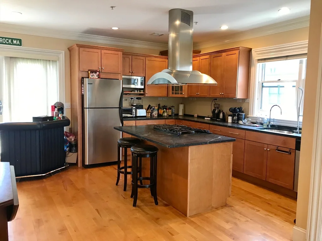 2 bed, 1 bath apartment for rent at 360-362 Dorchester St Unit 3, South Boston — photo 12 of 38