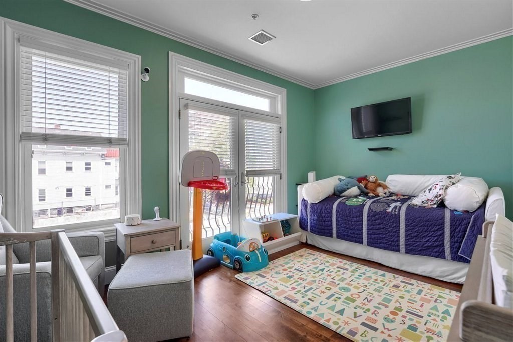 2 bed, 1 bath apartment for rent at 360-362 Dorchester St Unit 4, South Boston — photo 20 of 30