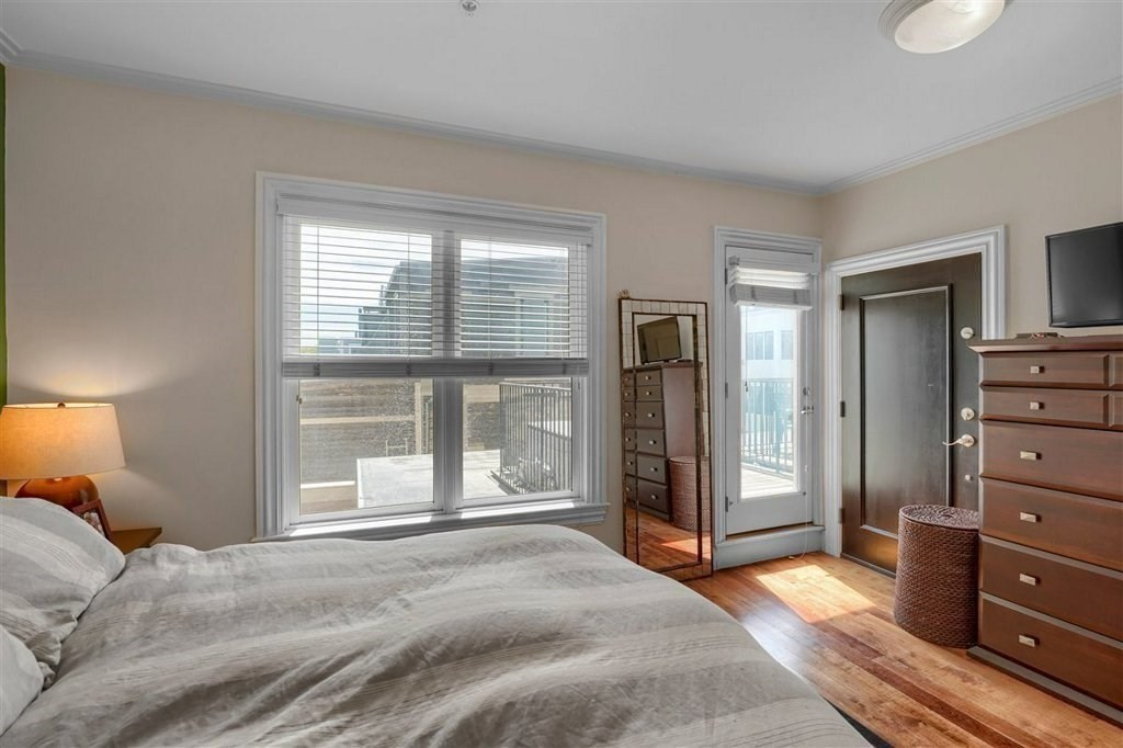 2 bed, 1 bath apartment for rent at 360-362 Dorchester St Unit 4, South Boston — photo 18 of 30