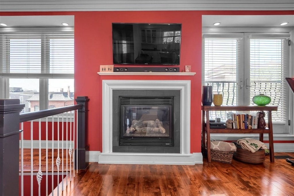 2 bed, 1 bath apartment for rent at 360-362 Dorchester St Unit 4, South Boston — photo 7 of 30