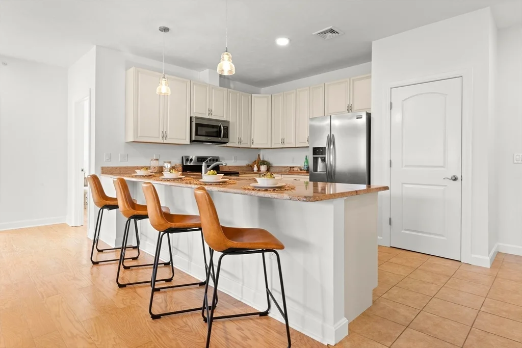 3 bed, 2 bath apartment for rent at 360 Andover St Unit 2302, Danvers — photo 6 of 28