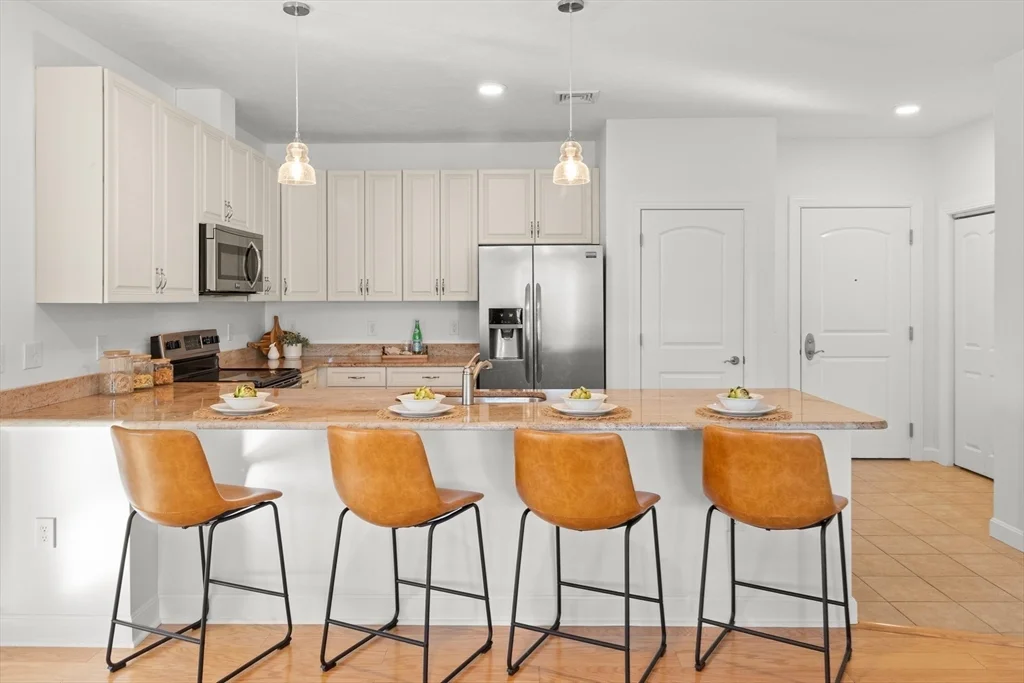 3 bed, 2 bath apartment for rent at 360 Andover St Unit 2302, Danvers — photo 7 of 28