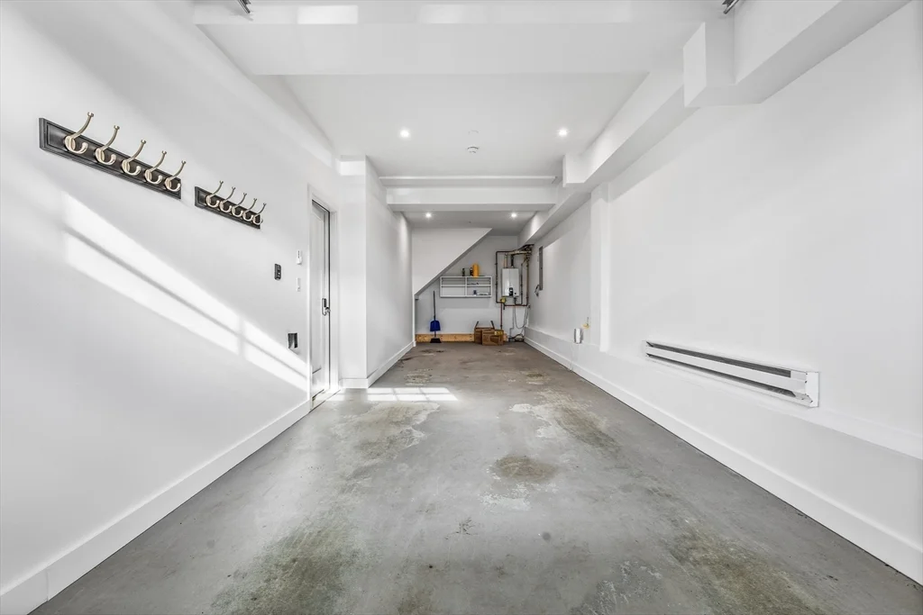 3 bed, 2 bath apartment for rent at 360 Athens St Unit 360, South Boston — photo 21 of 26