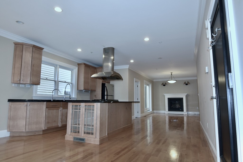 2 bed, 1 bath apartment for rent at 360 Dorchester St Unit 2, South Boston — photo 2 of 31