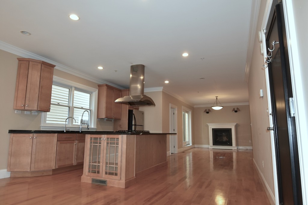 2 bed, 1 bath apartment for rent at 360 Dorchester St Unit 2, South Boston — photo 20 of 31