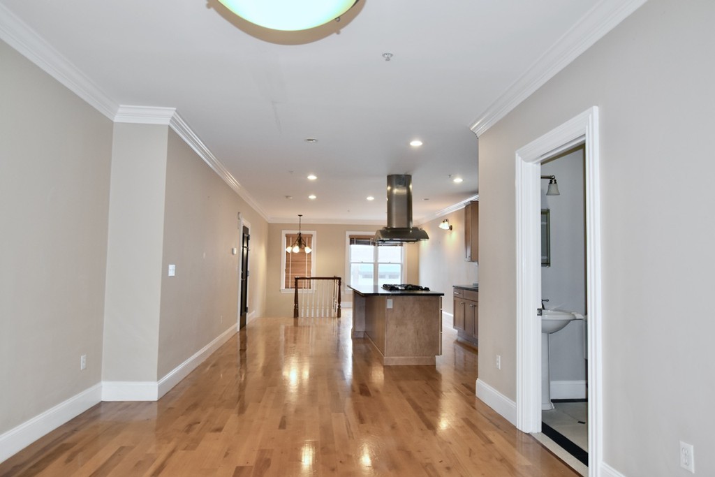 2 bed, 1 bath apartment for rent at 360 Dorchester St Unit 2, South Boston — photo 3 of 31