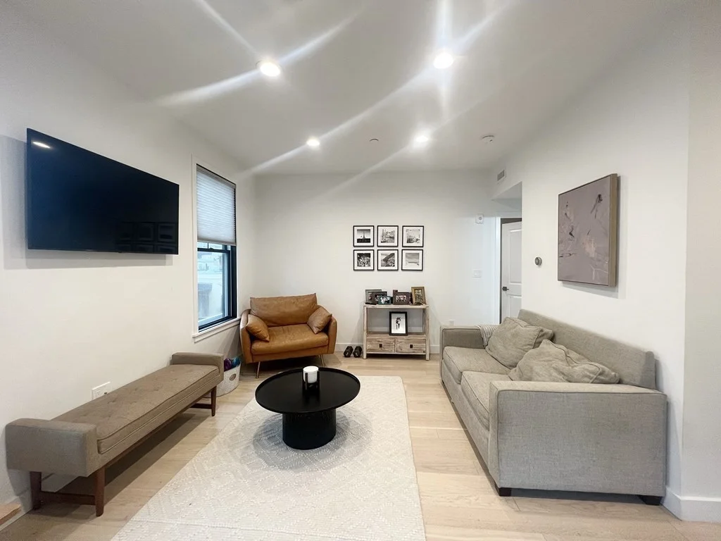 2 bed, 1 bath apartment for rent at 360 Meridian St Unit 3, East Boston — photo 4 of 19