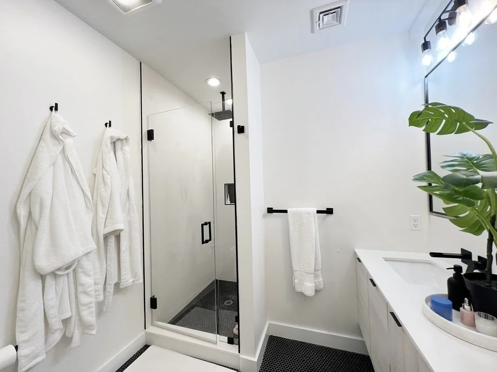 2 bed, 2 bath apartment for rent at 360 Meridian St Unit 7, East Boston — photo 16 of 27