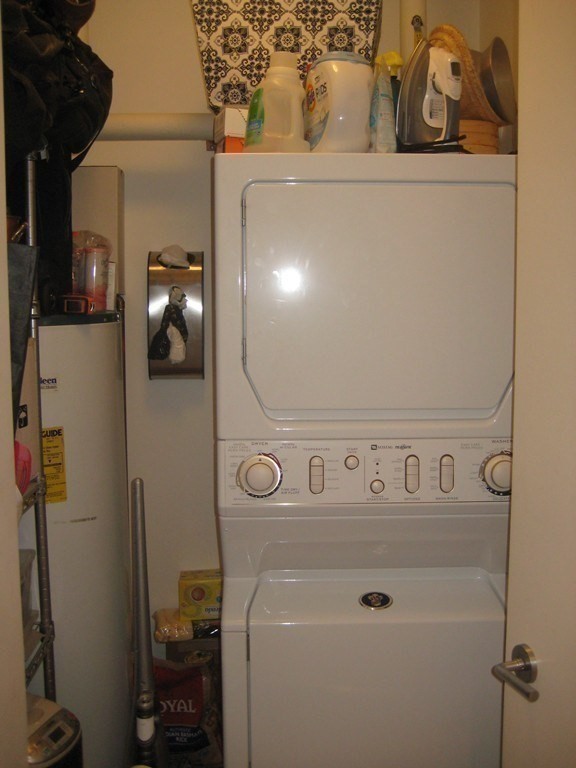 2 bed, 2 bath apartment for rent at 360 Newbury St Unit 609, Back Bay — photo 11 of 15