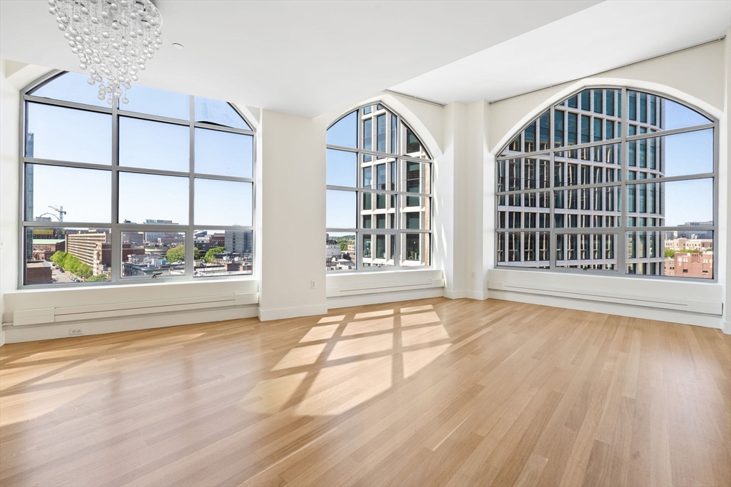 2 bed, 2 bath apartment for rent at 360 Newbury St Unit 705, Back Bay — photo 1 of 21