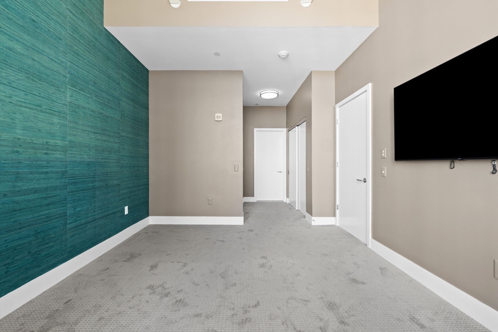 2 bed, 2 bath apartment for rent at 360 Newbury St Unit 705, Back Bay — photo 12 of 21