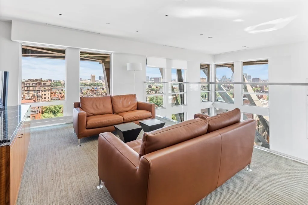 2 bed, 2 bath apartment for rent at 360 Newbury St Unit PH 810, Back Bay — photo 17 of 28