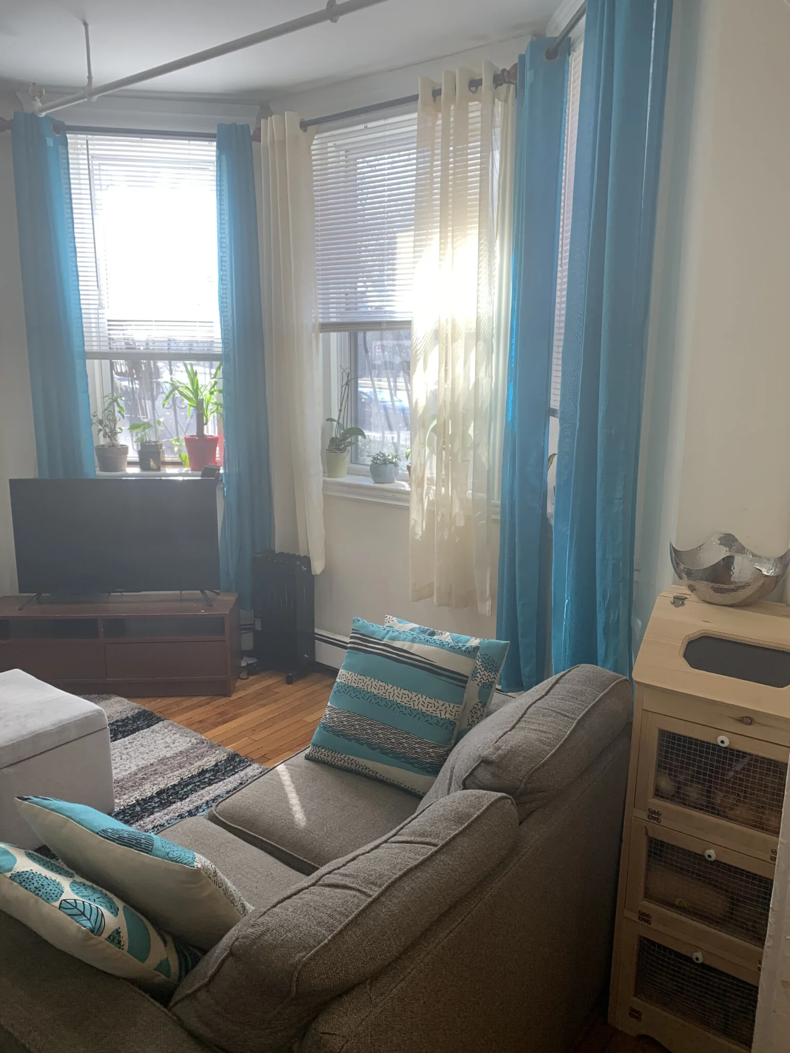 2 bed, 1 bath apartment for rent at 360 Riverway Unit 2, Mission Hill — photo 27 of 29