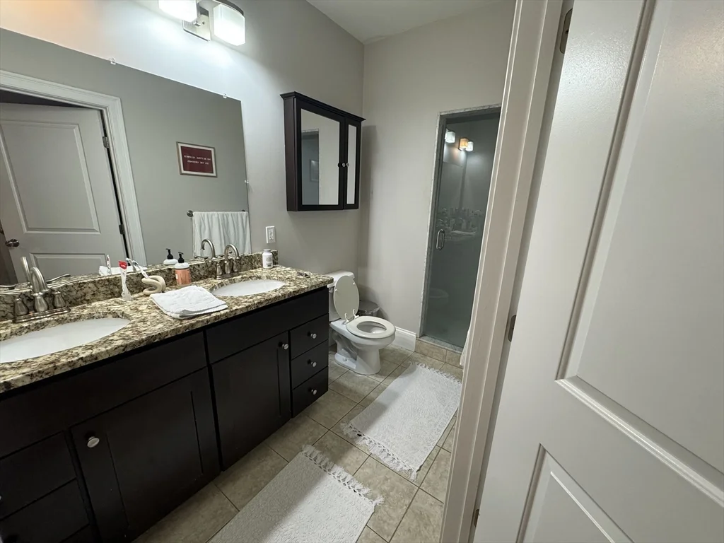 2 bed, 2 bath apartment for rent at 360 W 2nd St Unit 3, South Boston — photo 6 of 11