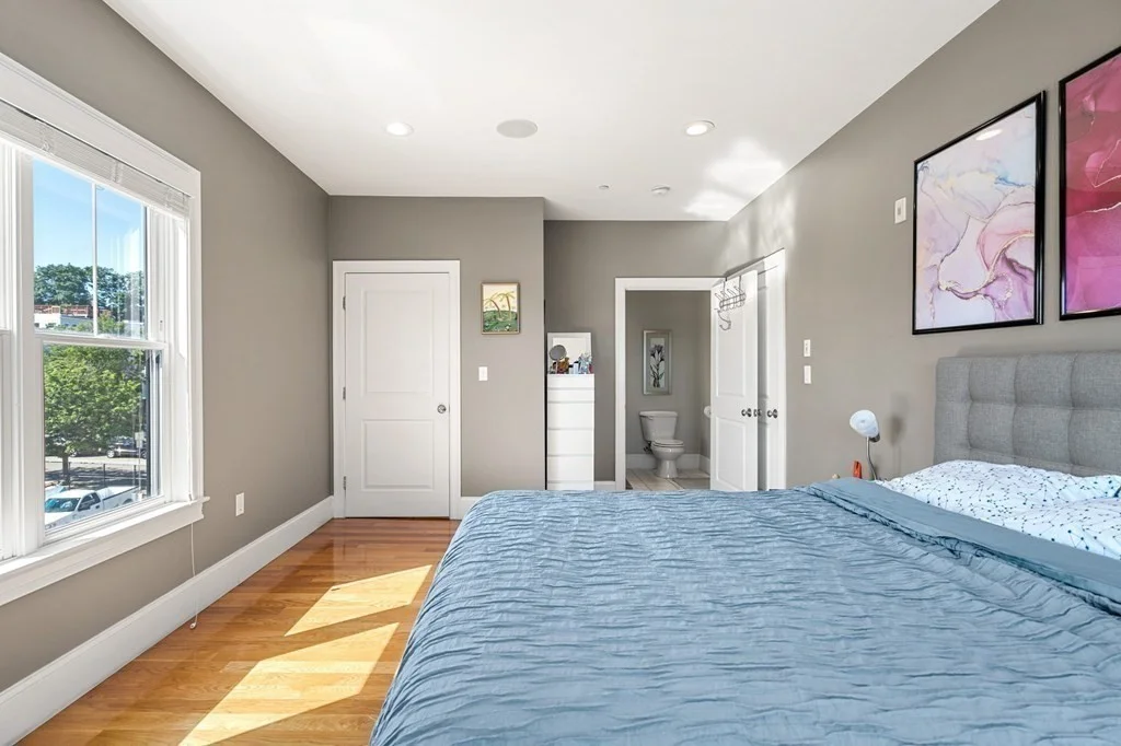 2 bed, 2 bath apartment for rent at 360 West 2nd St Unit 12, South Boston — photo 5 of 15