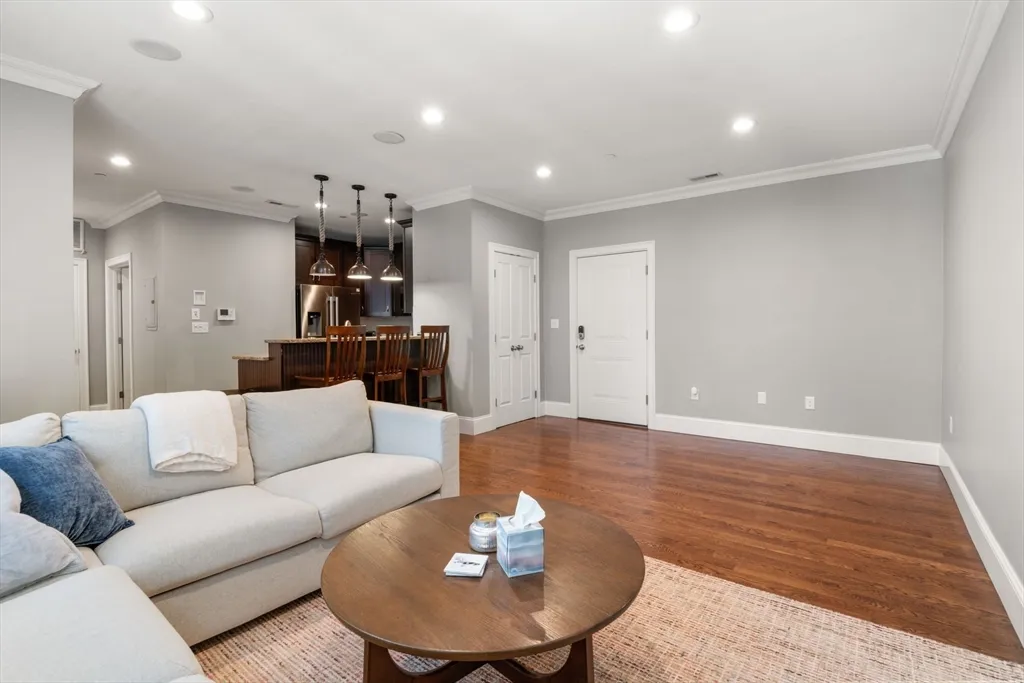 2 bed, 2 bath apartment for rent at 360 W 2nd St Unit 14, South Boston — photo 8 of 40