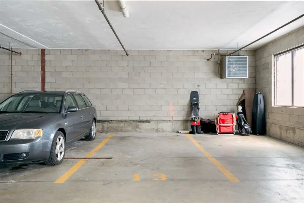 2 bed, 2 bath apartment for rent at 360 W 2nd St Unit 14, South Boston — photo 34 of 40
