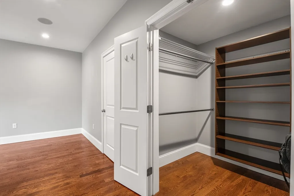2 bed, 2 bath apartment for rent at 360 W 2nd St Unit 14, South Boston — photo 20 of 40