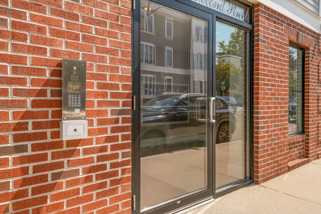 2 bed, 2 bath apartment for rent at 360 W 2nd St Unit 14, South Boston — photo 40 of 40