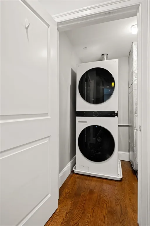 2 bed, 2 bath apartment for rent at 360 W 2nd St Unit 14, South Boston — photo 30 of 40