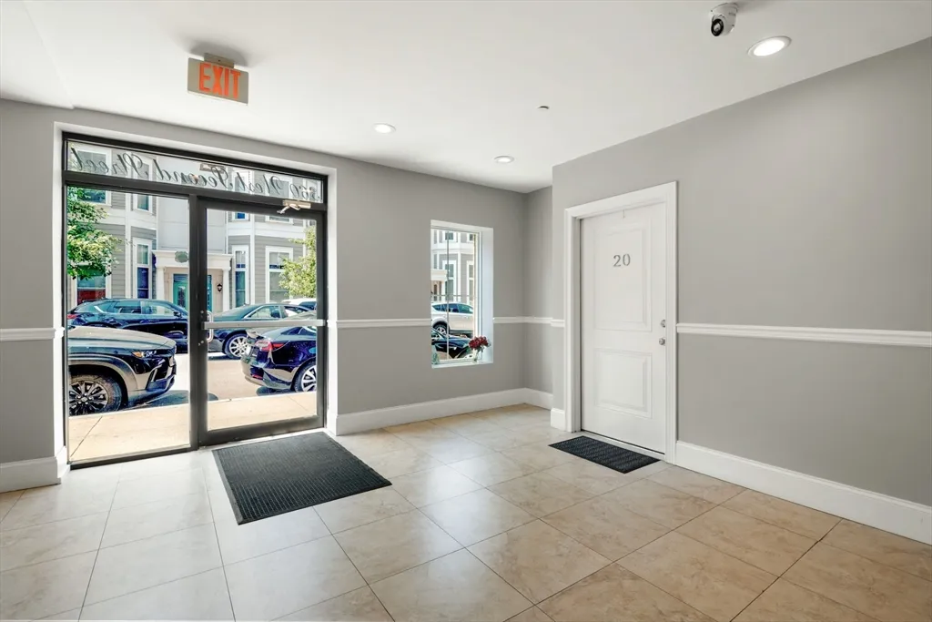 2 bed, 2 bath apartment for rent at 360 W 2nd St Unit 14, South Boston — photo 38 of 40