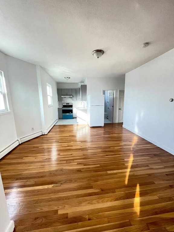 1 bed, 1 bath apartment for rent at 361-365 Charles St Unit 86, Malden — photo 3 of 6